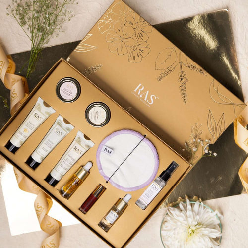 10 Piece Essentials Gift Set